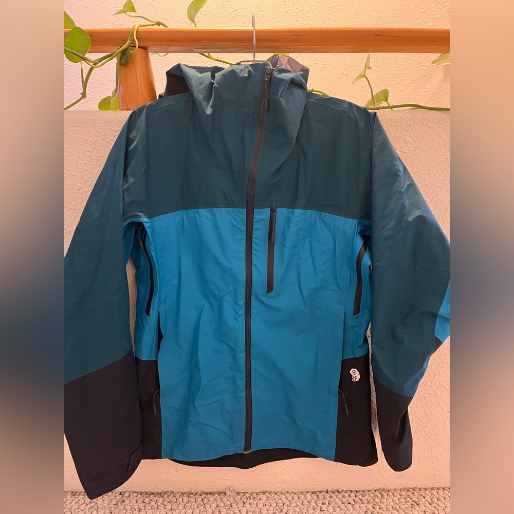 Mountain Hardwear Rain Jacket / Outer Shell - image 1